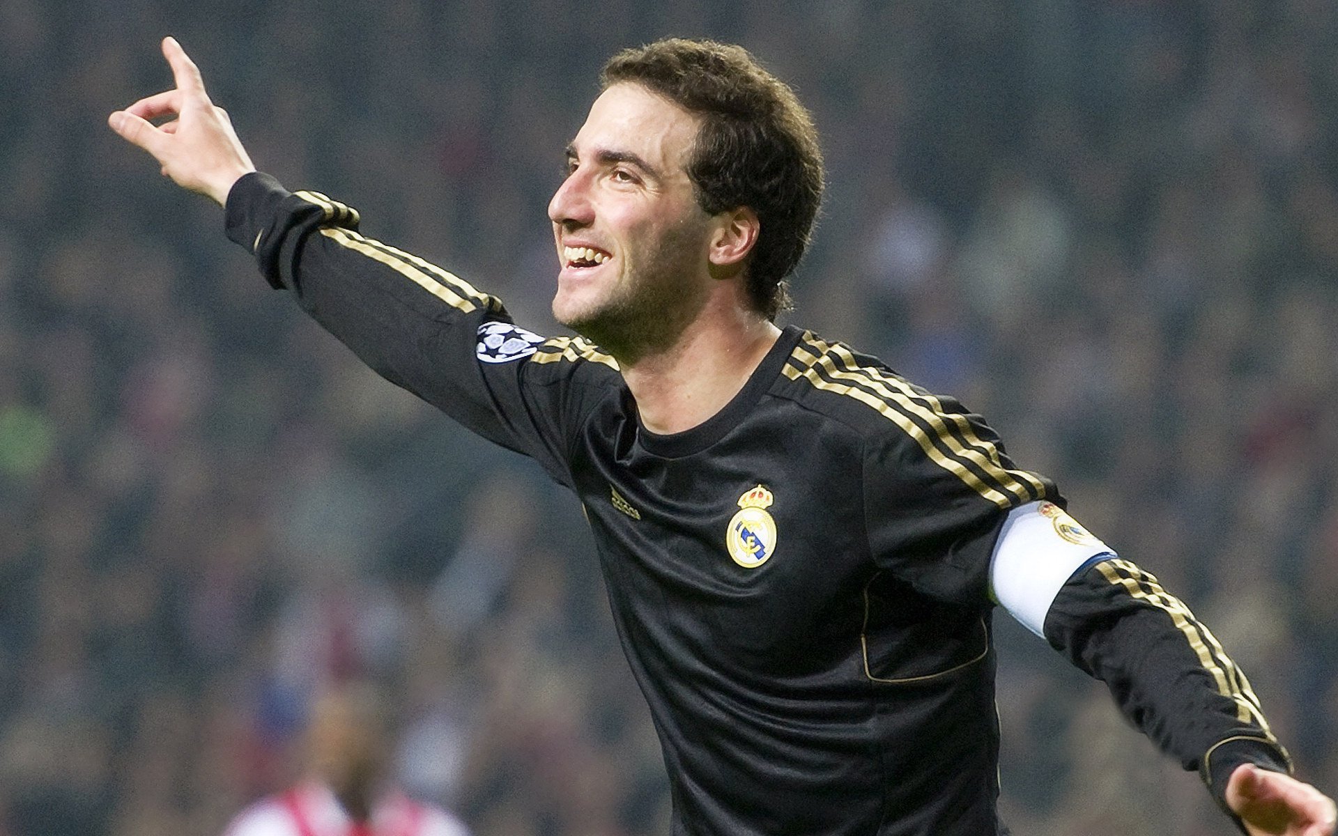 开云官网-内马尔式爆发激活蓝军，切尔西稳如磐石攻克圣西罗